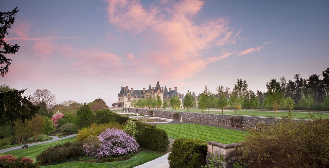 Village Hotel On Biltmore Estate Asheville Exterior foto