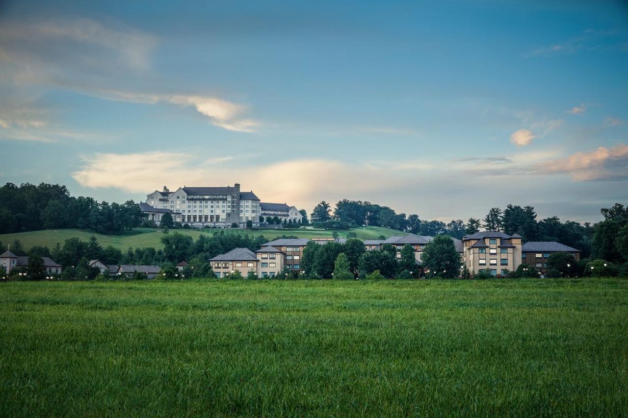 Village Hotel On Biltmore Estate Asheville Exterior foto